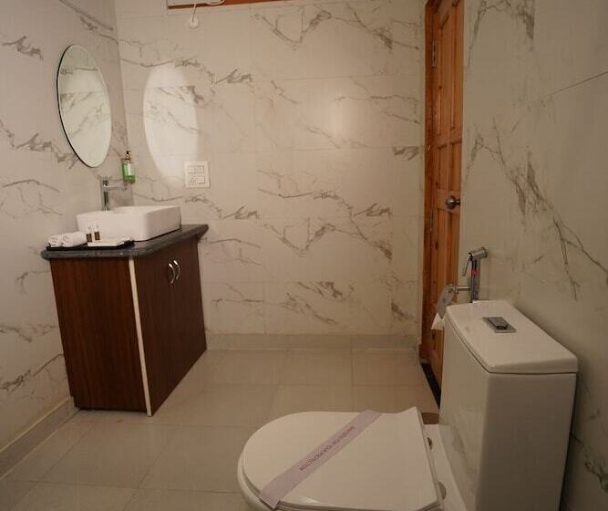 Отель Alpine Musk