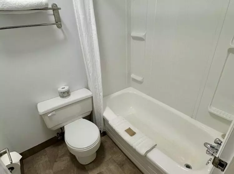 Hotelli Anavada Inn & Suites Grande Prairie