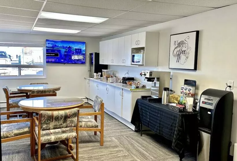 Hotelli Anavada Inn & Suites Grande Prairie