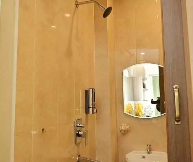 Hotelli Bluebells Varanasi