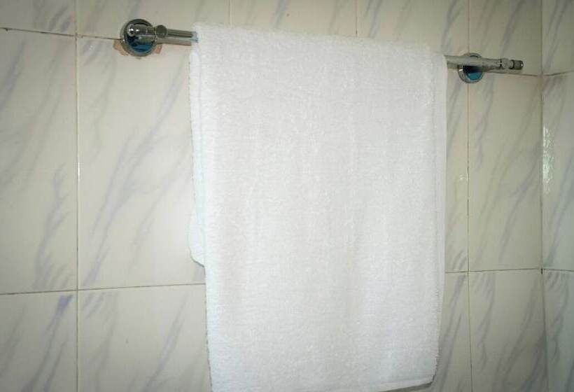 هتل Cameo's Suites