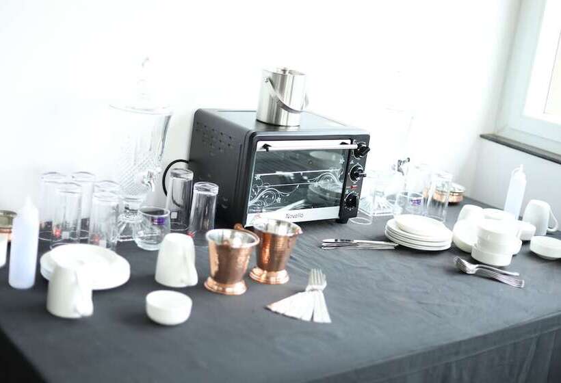 ホテル Chakrata Inn Resort