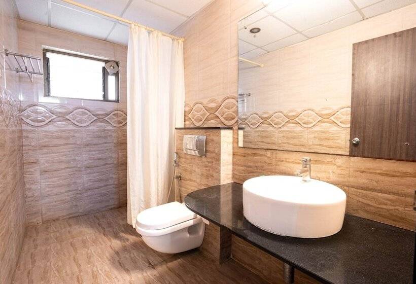 هتل Compact Tea Square