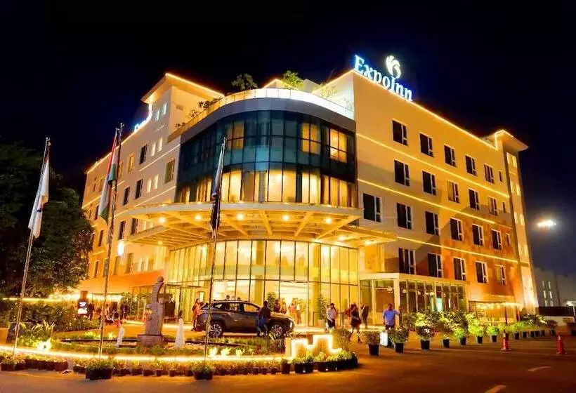 ホテル Expoinn Suites And Convention