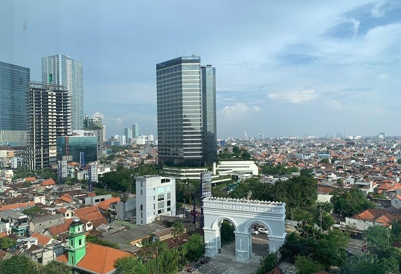 Отель Grand Empire Palace