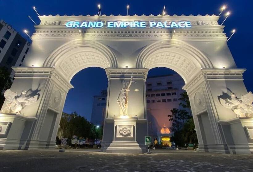Отель Grand Empire Palace