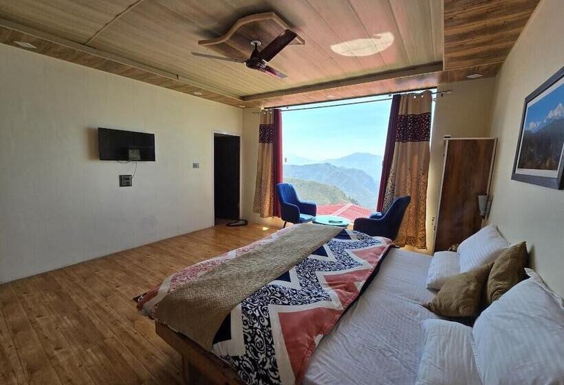 Отель Hill View Retreat