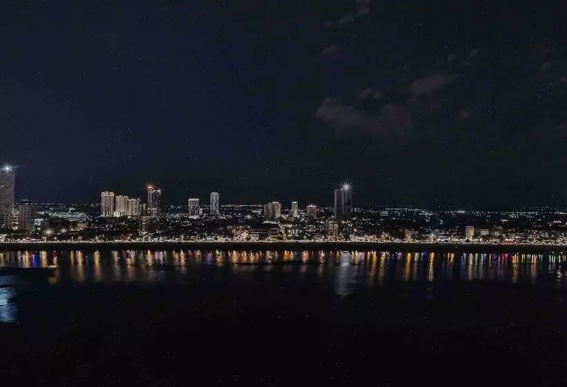 ホテル M9 Kirirom