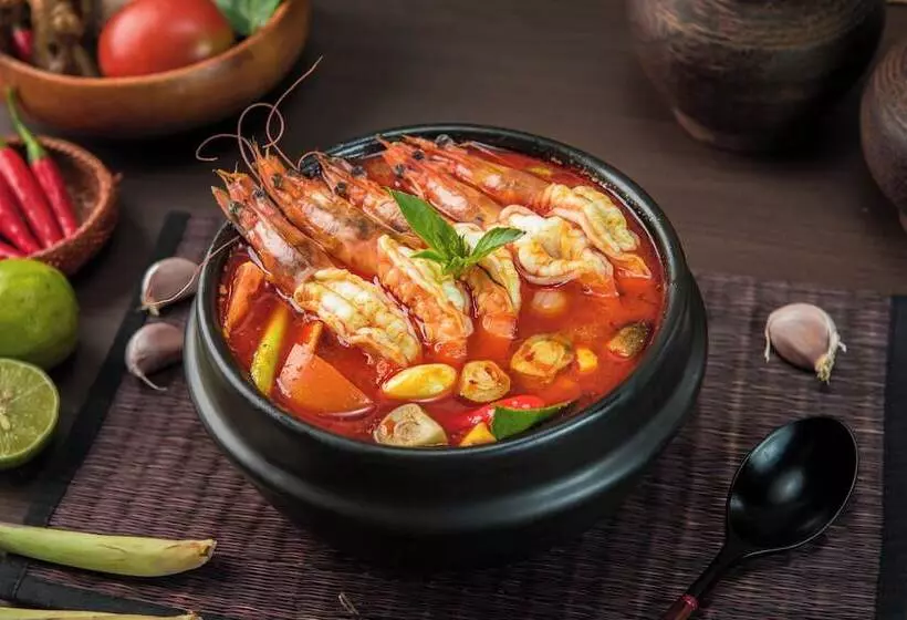 ホテル M9 Kirirom