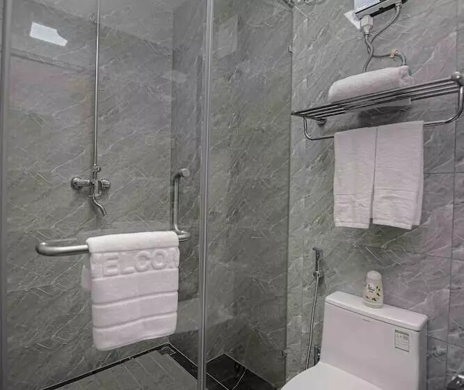 ホテル M9 Kirirom