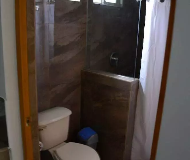Hotelli Monarca
