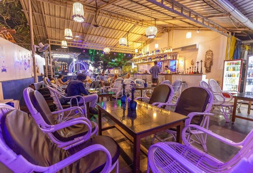 호텔 Moonlight Resorts Agonda