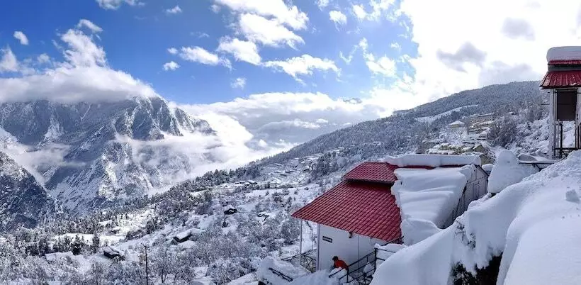 هتل Mountain Rover Auli
