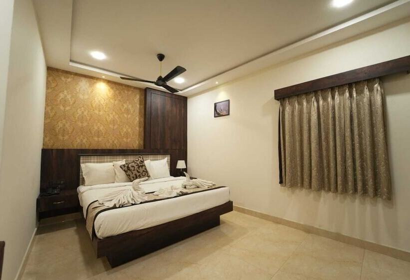 בית מלון כפרי One Town Prime