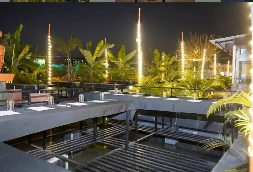 Hotelli Orange Eye Resort