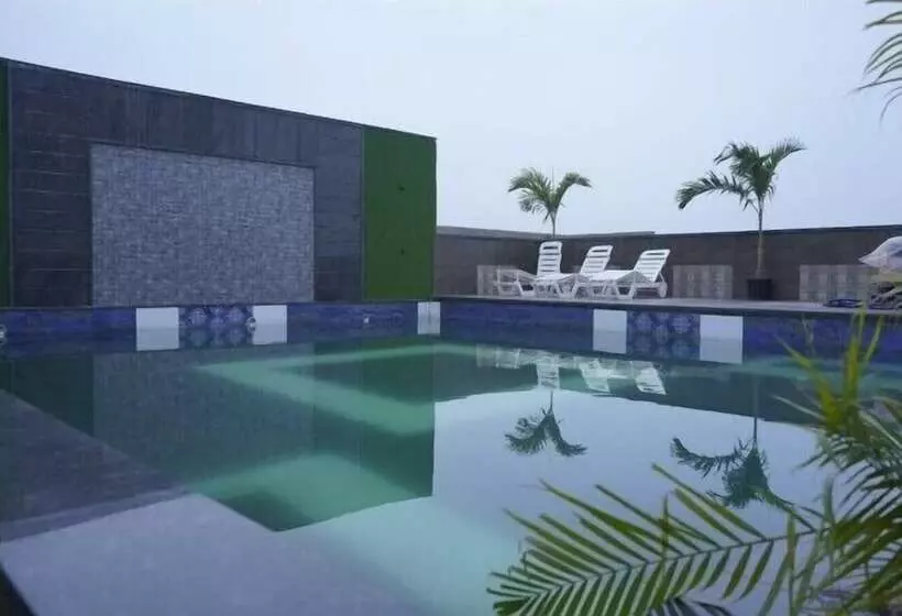 Hotelli Orange Eye Resort