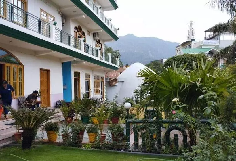 هتل Panambi Tapovan Resort