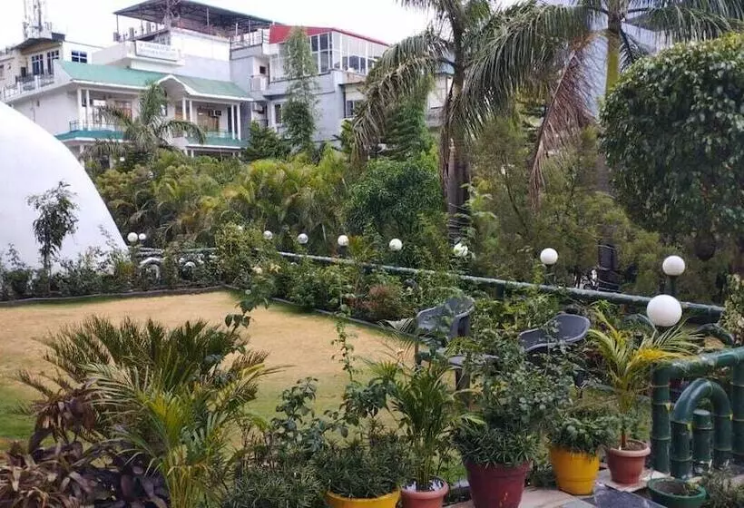 هتل Panambi Tapovan Resort