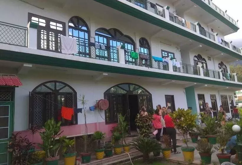 هتل Panambi Tapovan Resort