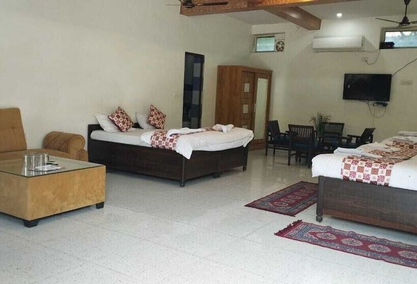 Отель Panambi Tapovan Resort