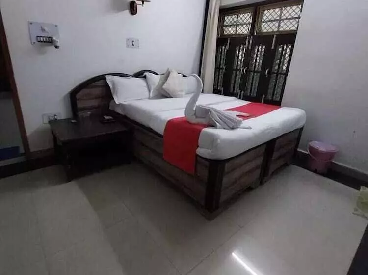 ホテル Panambi Tapovan Resort