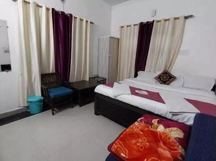 ホテル Panambi Tapovan Resort