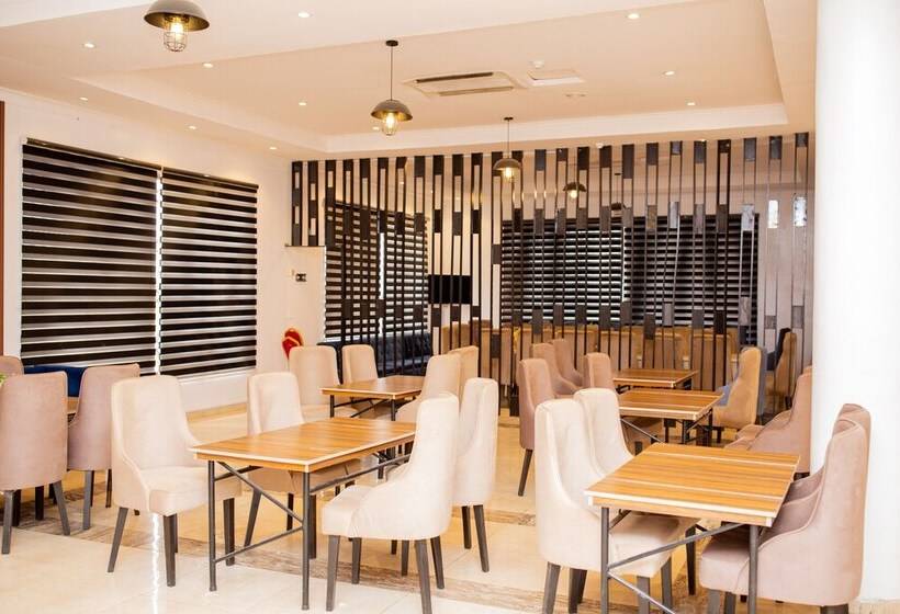 هتل Peace De Luxe Limited