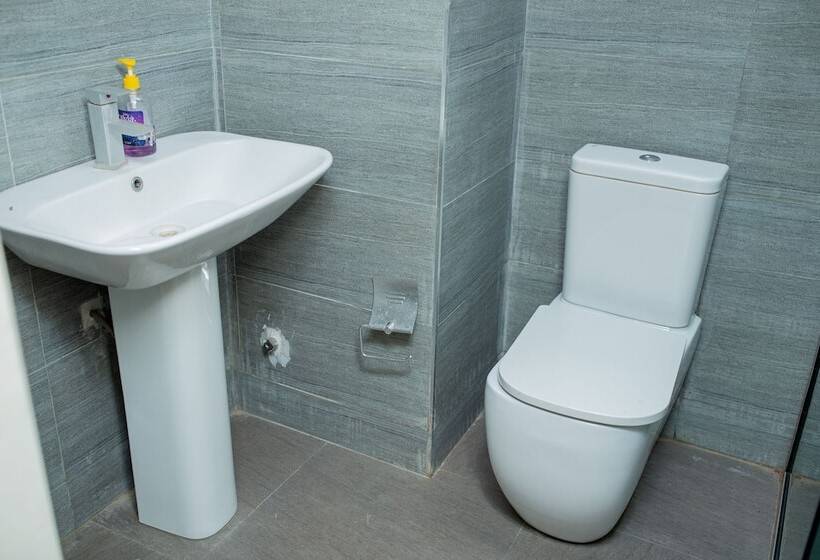 هتل Peace De Luxe Limited