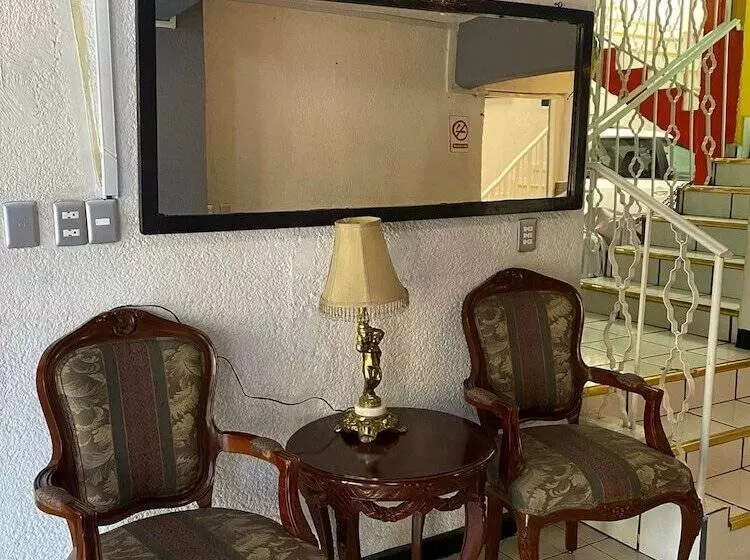 هتل Posada Jardin Aguascalientes