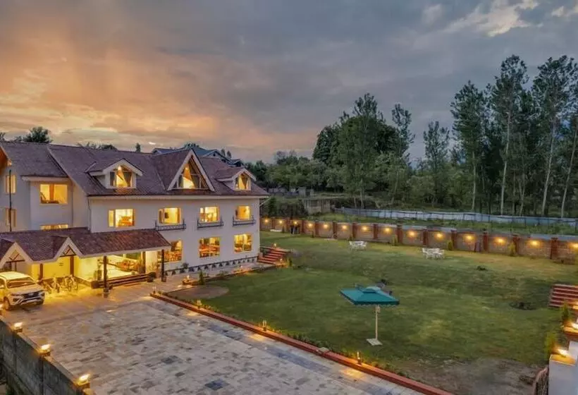 Hotelli Robusta Retreat