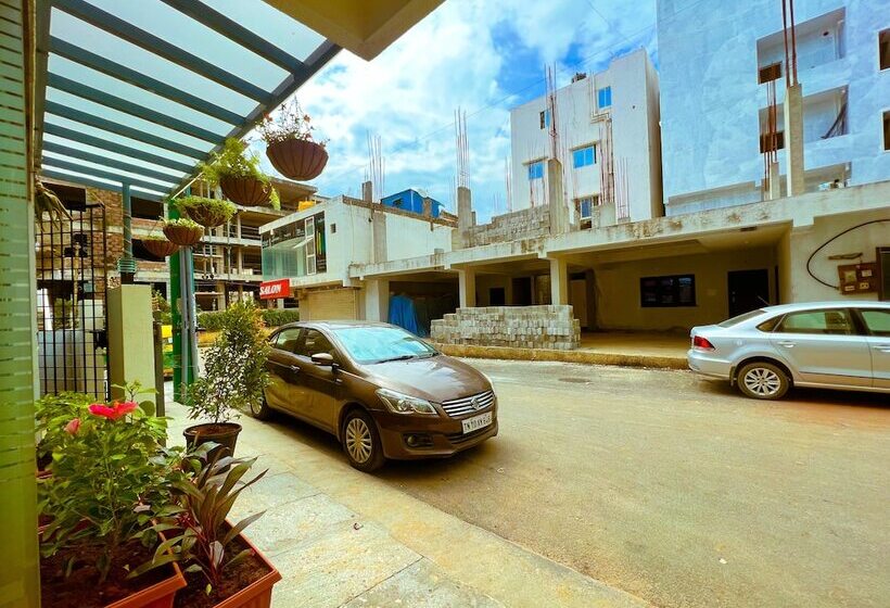 Отель Sai Manyata Inn, Near Manyata Tech Park