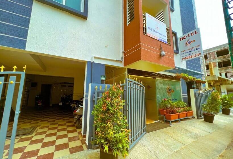Отель Sai Manyata Inn, Near Manyata Tech Park