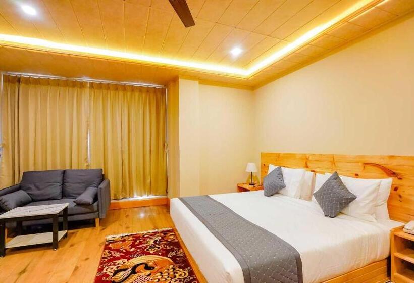 בית מלון כפרי Shomo Chuki Resort