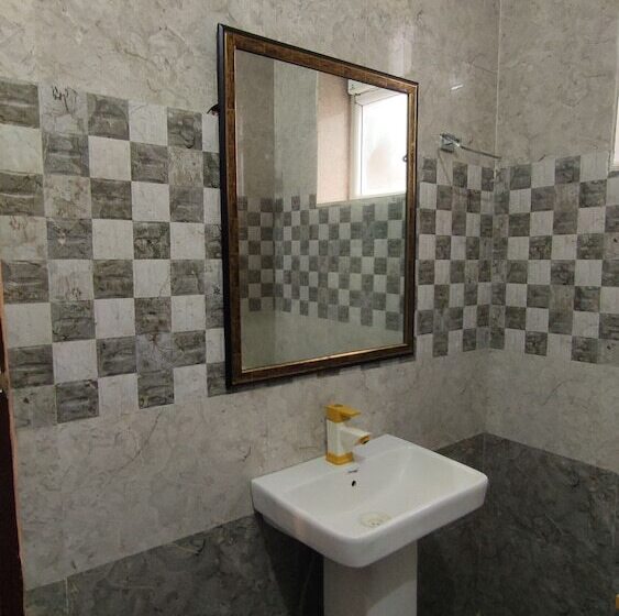 Hotelli Silver Admire