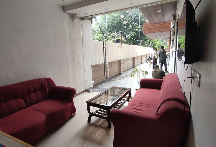 Hotelli Silver Admire