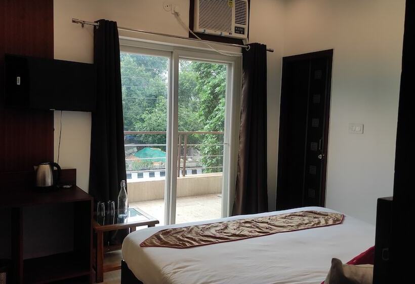 Hotelli Silver Admire