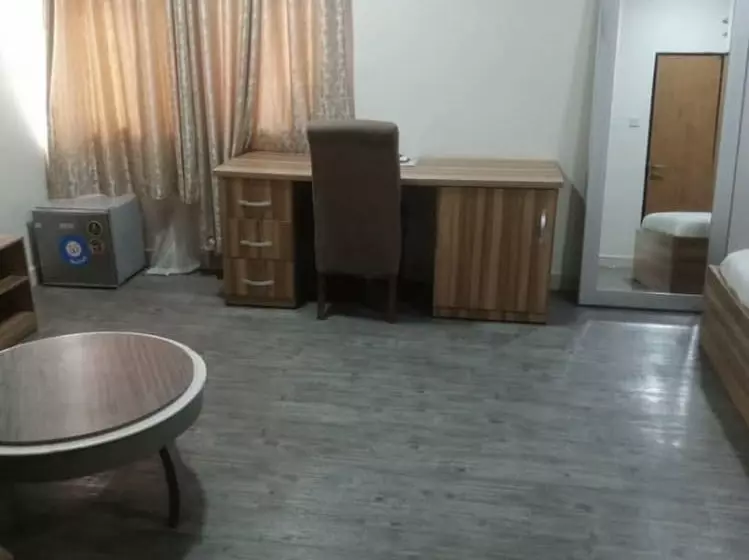 هتل Sky Suites Ikeja