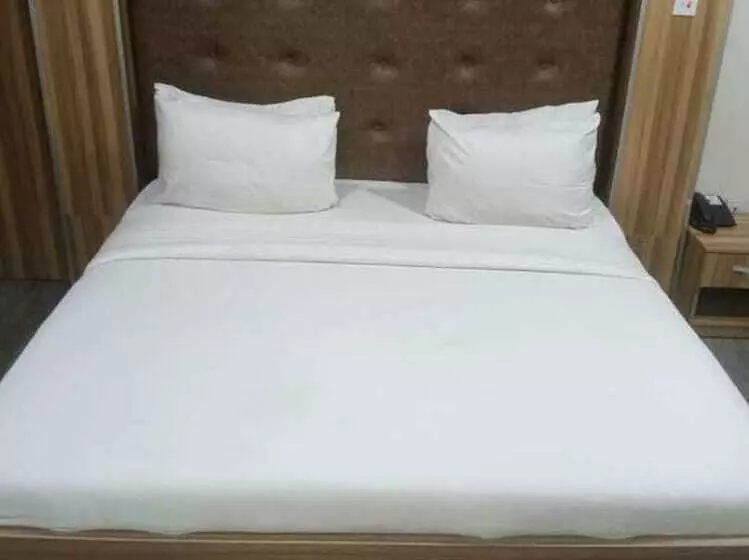 هتل Sky Suites Ikeja