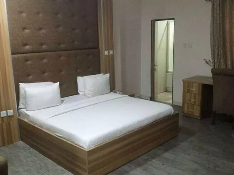 هتل Sky Suites Ikeja
