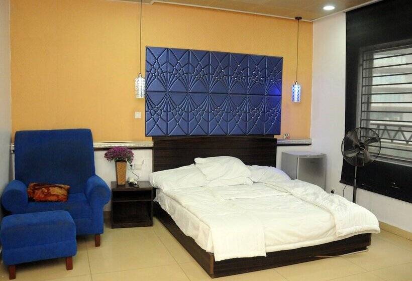 هتل Skywood Suite