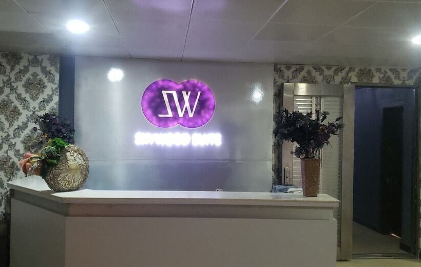 هتل Skywood Suite