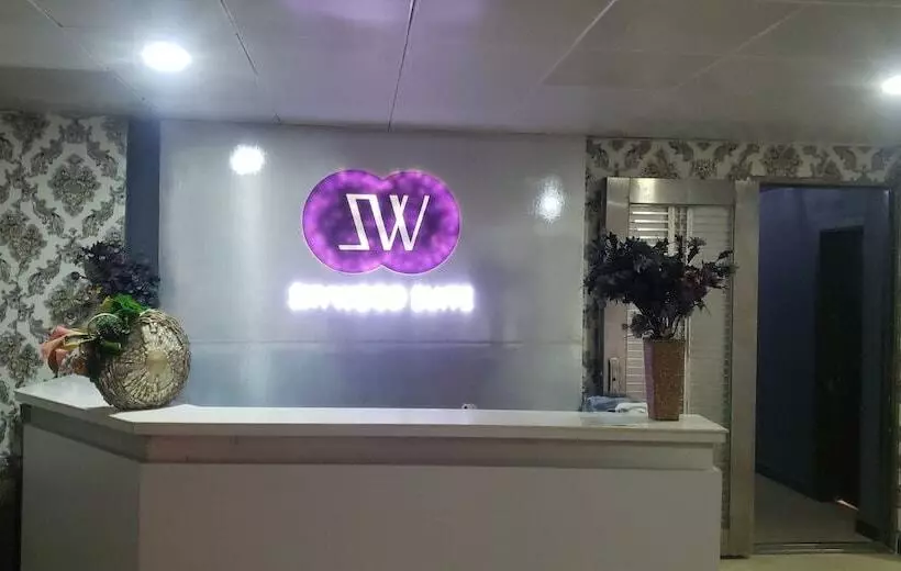 هتل Skywood Suite