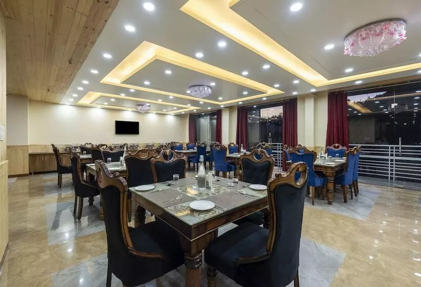 Hotelli Sterling Shivalik Chail