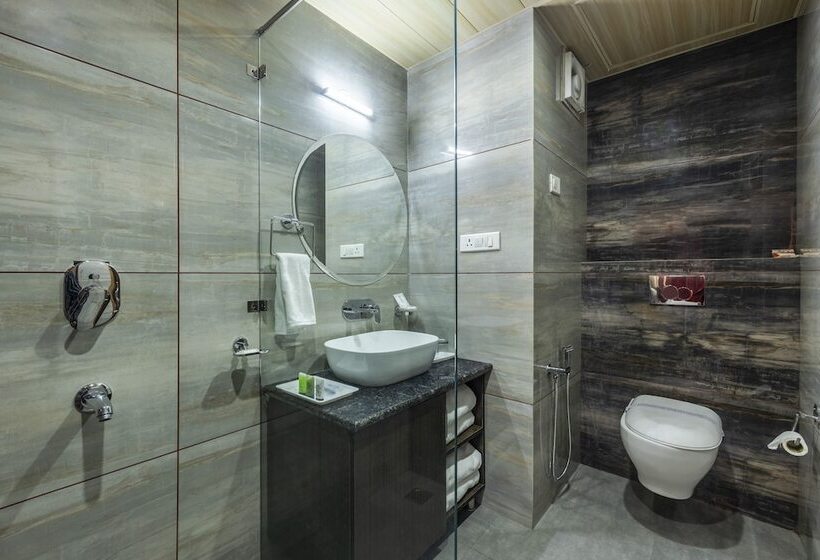 호텔 Sterling Shivalik Chail