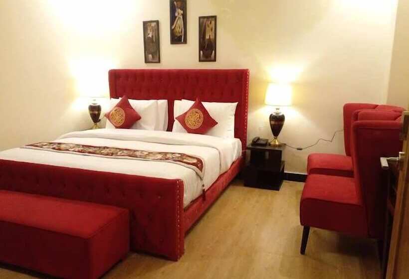 Hotel The Corporate Lodges Malam Jabba Swat