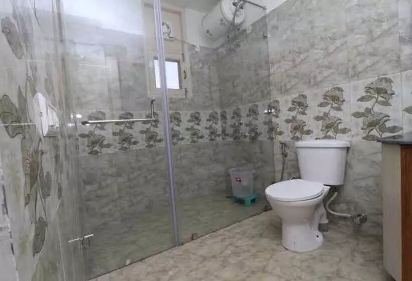 ホテル The Family House