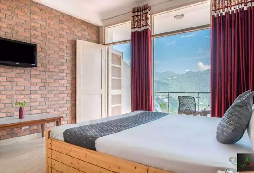 ホテル The Family House