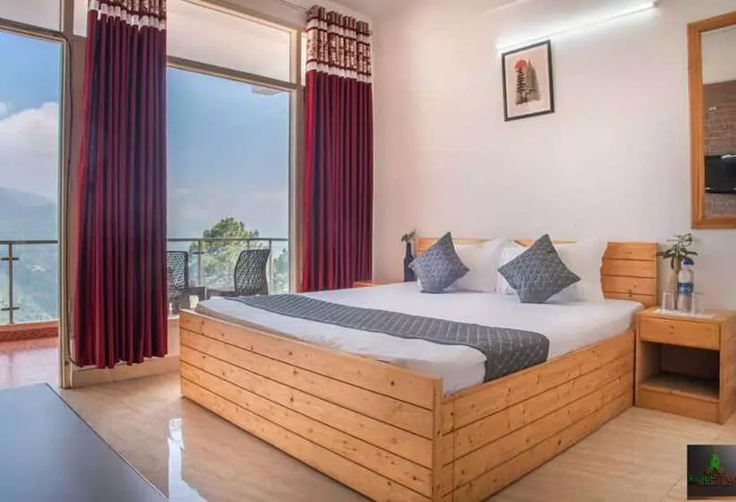 ホテル The Family House