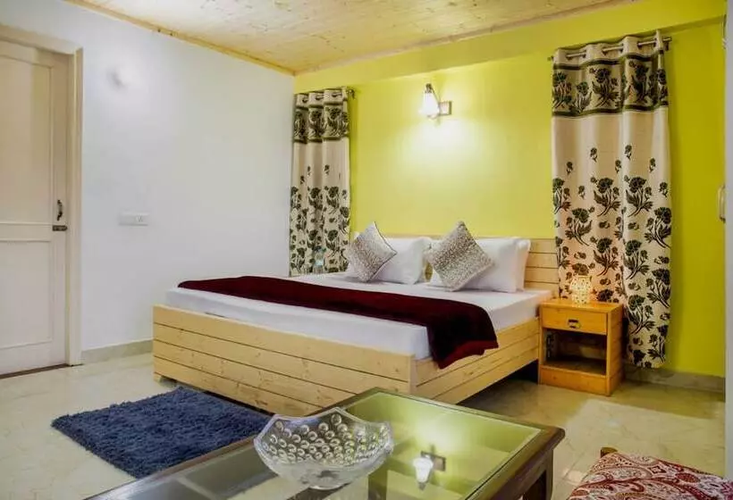 ホテル The Family House