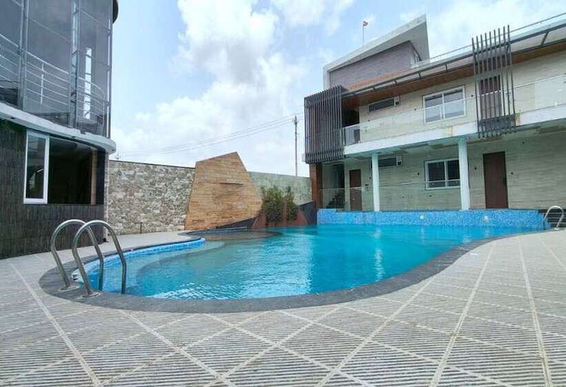 Hotel The Sky Imperial Sethji Ni Wadi